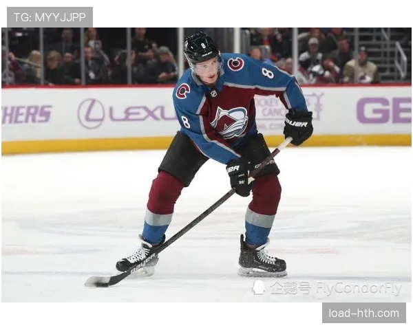 NHL常规赛：温哥华加人队与科罗拉多雪崩队爆发大规模冲突，五人遭驱逐